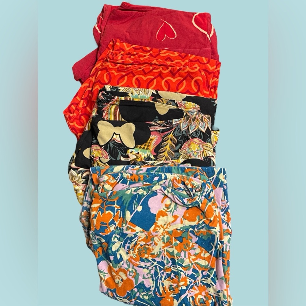 Colorful Patterned Leggings Set - Picture 1 of 3